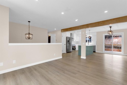 956 Bracewood Rise Sw, Calgary, AB - Indoor
