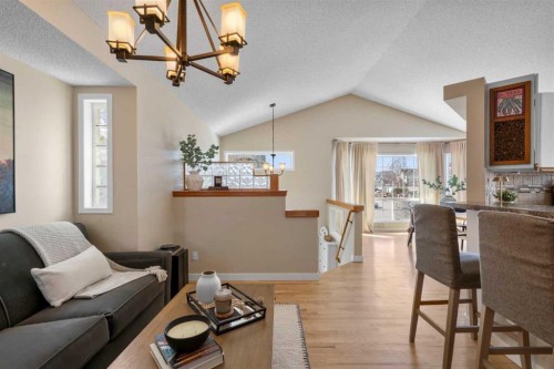 78 Hidden Spring Green Nw, Calgary, AB - Indoor