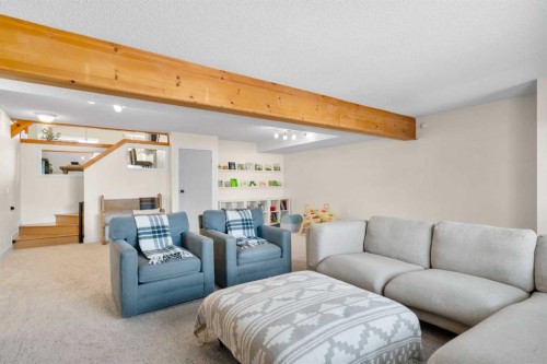 78 Hidden Spring Green Nw, Calgary, AB - Indoor