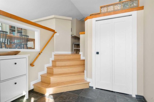 78 Hidden Spring Green Nw, Calgary, AB - Indoor Photo Showing Other Room