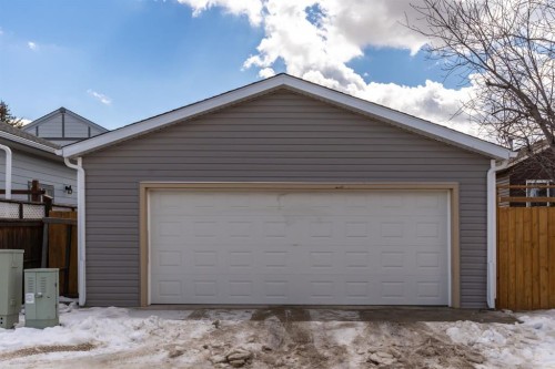 303 Coventry Close Ne, Calgary, AB - Outdoor With Exterior