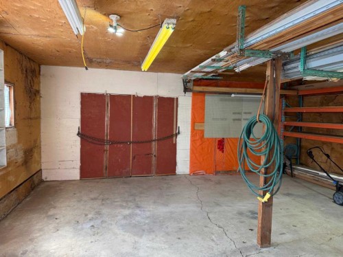 104 7 Avenue North, Vulcan, AB - Indoor