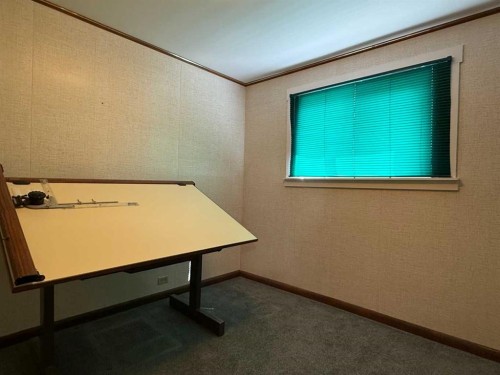 104 7 Avenue North, Vulcan, AB - Indoor Photo Showing Other Room