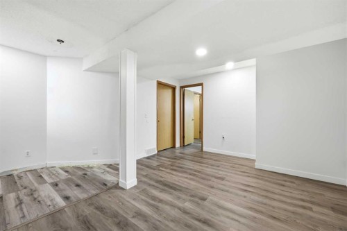 3710 Catalina Boulevard Ne, Calgary, AB - Indoor Photo Showing Other Room