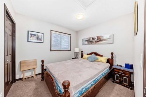 273 Chaparral Valley Drive Se, Calgary, AB - Indoor Photo Showing Bedroom