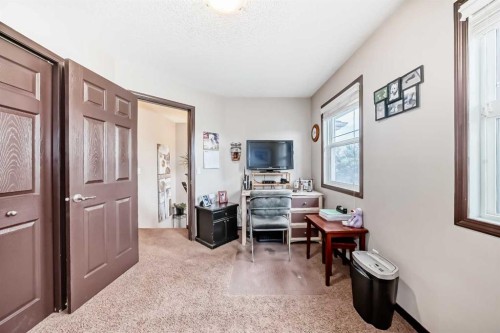 273 Chaparral Valley Drive Se, Calgary, AB - Indoor Photo Showing Other Room