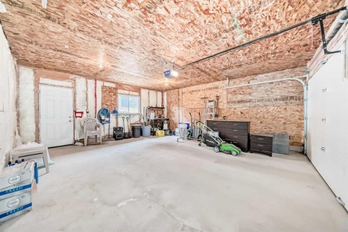 273 Chaparral Valley Drive Se, Calgary, AB - Indoor Photo Showing Garage
