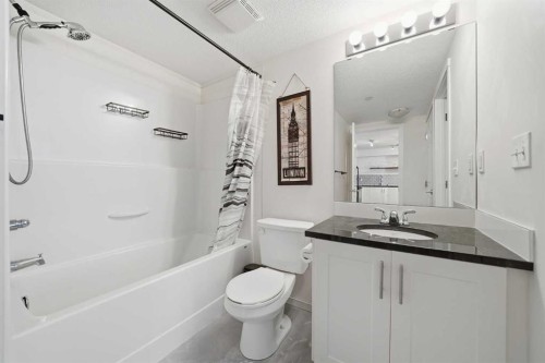 2208-99 Copperstone Park Se, Calgary, AB - Indoor Photo Showing Bathroom