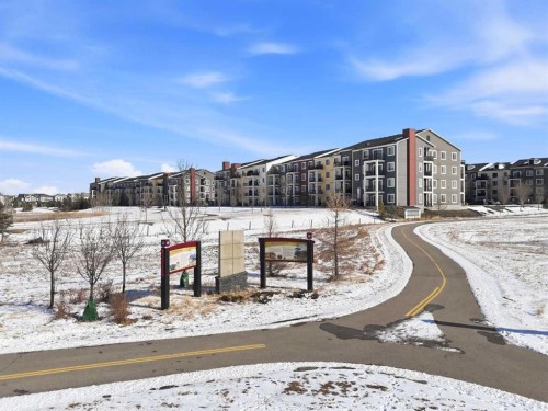 2208-99 Copperstone Park SE Calgary, AB T2Z 5C9