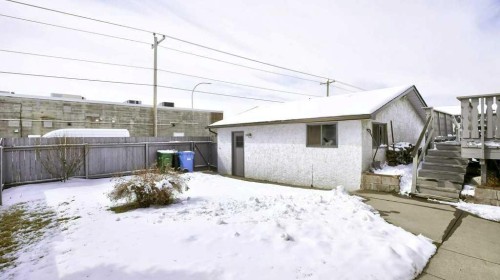 103 Rundlehorn Crescent Ne, Calgary, AB - Outdoor