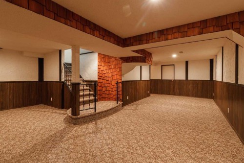 3035 Cedar Ridge Drive Sw, Calgary, AB - Indoor Photo Showing Other Room