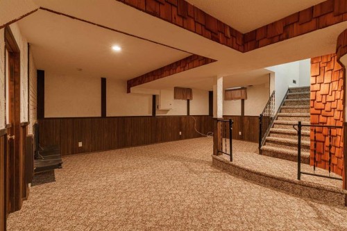 3035 Cedar Ridge Drive Sw, Calgary, AB - Indoor Photo Showing Other Room