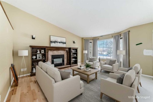 50 Green Meadow Drive  Strathmore, AB T1P 1H2
