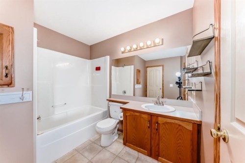11 Coventry Link Ne, Calgary, AB - Indoor Photo Showing Bathroom