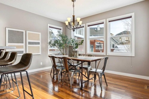 25 Mahogany Square Se, Calgary, AB - Indoor Photo Showing Dining Room
