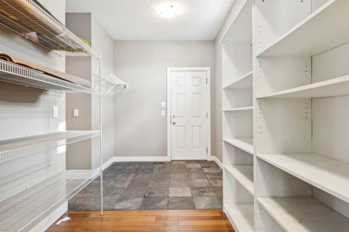 25 Mahogany Square Se, Calgary, AB - Indoor