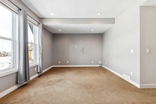 25 Mahogany Square Se, Calgary, AB - Indoor Photo Showing Other Room