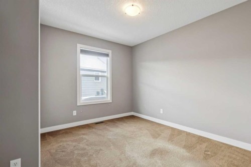 25 Mahogany Square Se, Calgary, AB - Indoor Photo Showing Other Room