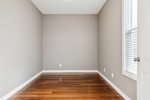 25 Mahogany Square Se, Calgary, AB - Indoor Photo Showing Other Room