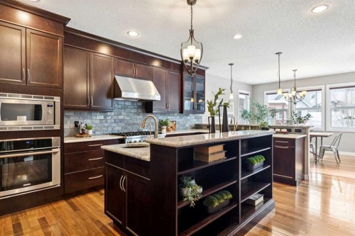 25 Mahogany Square Se, Calgary, AB - Indoor Photo Showing Kitchen With Upgraded Kitchen