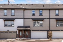 1203-32 Horseshoe Crescent Cochrane, AB T4C 2P4