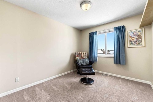 219 Hidden Ranch Circle Nw, Calgary, AB - Indoor