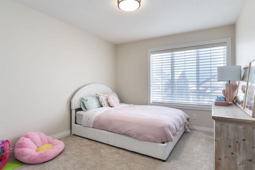 665 Legacy Woods Circle Se, Calgary, AB - Indoor Photo Showing Bedroom