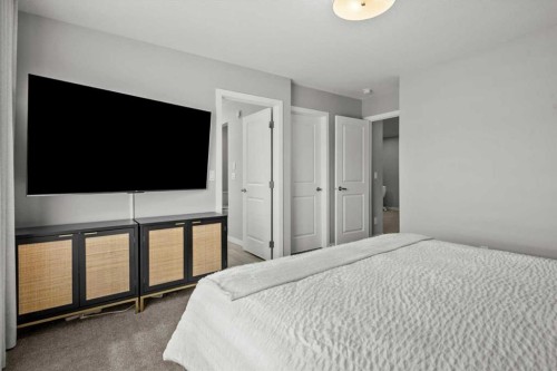 243 Silver Spruce Grove Sw, Calgary, AB - Indoor Photo Showing Bedroom