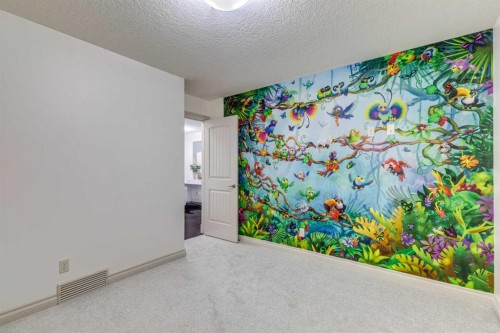 151 Mahogany Bay Se, Calgary, AB - Indoor Photo Showing Other Room