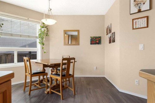 40 Eversyde Circle Sw, Calgary, AB - Indoor Photo Showing Dining Room