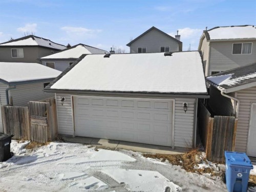 40 Eversyde Circle Sw, Calgary, AB - Outdoor With Exterior