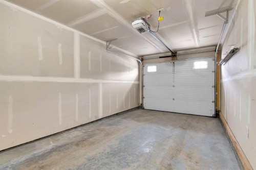249 Sage Hill Grove Nw, Calgary, AB - Indoor Photo Showing Garage