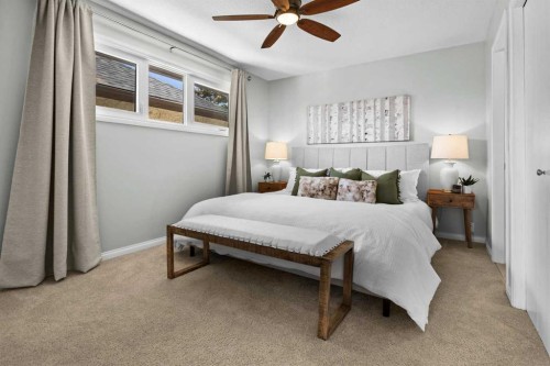 7715 67 Avenue Nw, Calgary, AB - Indoor Photo Showing Bedroom