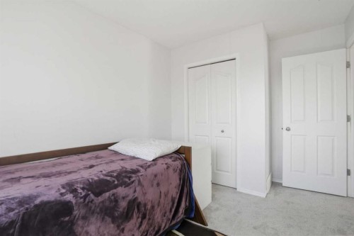 155 Tarington Green Ne, Calgary, AB - Indoor Photo Showing Bedroom