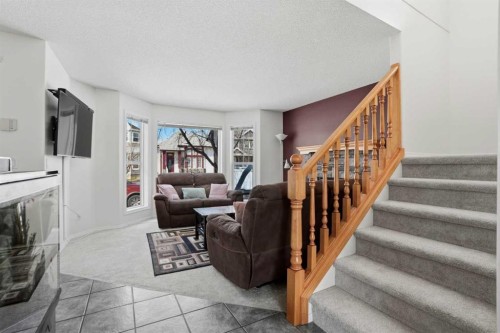 155 Tarington Green Ne, Calgary, AB - Indoor Photo Showing Other Room