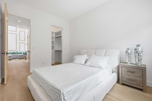 230 Royal Birch View Nw, Calgary, AB - Indoor Photo Showing Bedroom