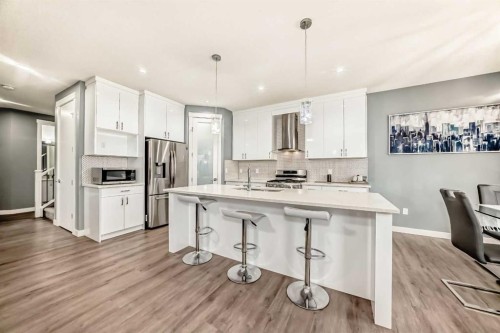 753 Edgefield Crescent, Strathmore, AB - Indoor Photo Showing Kitchen With Stainless Steel Kitchen With Upgraded Kitchen