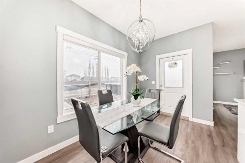 753 Edgefield Crescent, Strathmore, AB - Indoor Photo Showing Dining Room