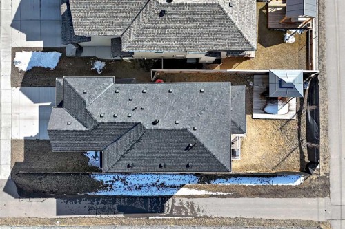 753 Edgefield Crescent, Strathmore, AB - Outdoor