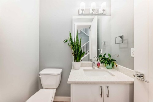 753 Edgefield Crescent, Strathmore, AB - Indoor Photo Showing Bathroom