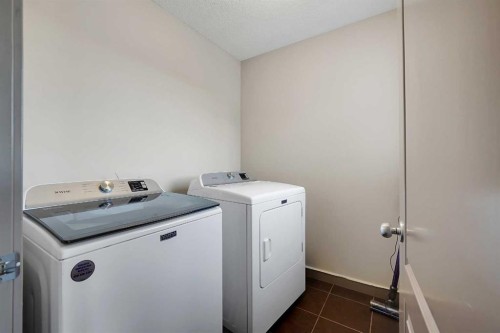 282 Pantego Terrace Nw, Calgary, AB - Indoor Photo Showing Laundry Room