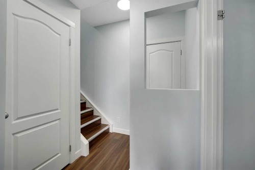 282 Pantego Terrace Nw, Calgary, AB - Indoor Photo Showing Other Room