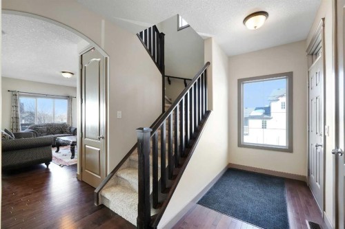 282 Pantego Terrace Nw, Calgary, AB - Indoor Photo Showing Other Room