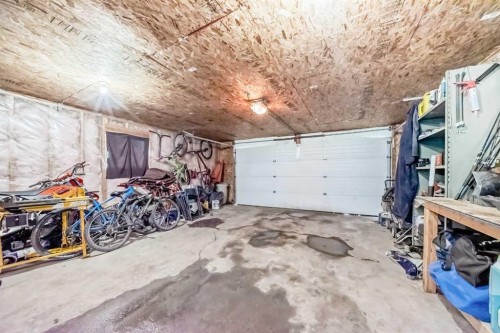 71 Covepark Rise Ne, Calgary, AB - Indoor Photo Showing Garage