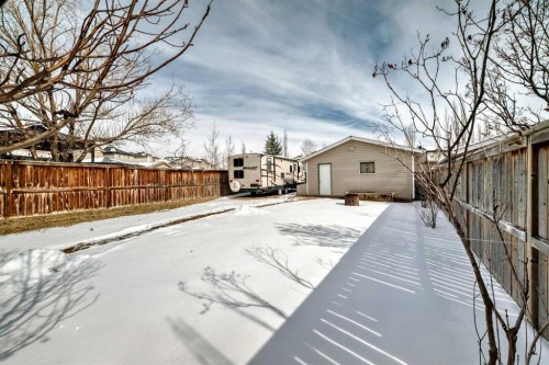 71 Covepark Rise Ne, Calgary, AB - Outdoor
