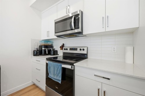 2216-151 Skyview Bay Ne, Calgary, AB - Indoor Photo Showing Kitchen