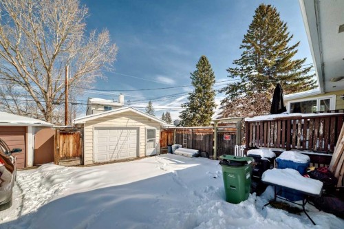 440 36 Avenue Nw, Calgary, AB - Outdoor