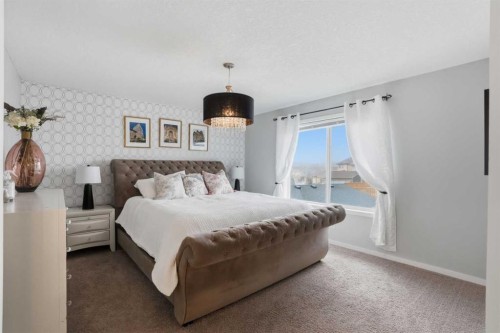 119 Prestwick Terrace Se, Calgary, AB - Indoor Photo Showing Bedroom