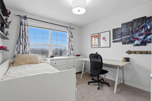 119 Prestwick Terrace Se, Calgary, AB - Indoor Photo Showing Other Room