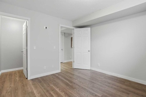 119 Prestwick Terrace Se, Calgary, AB - Indoor Photo Showing Other Room